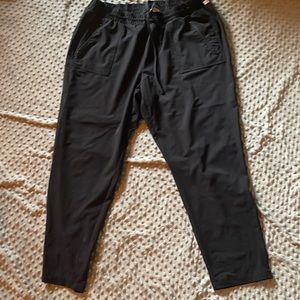 Magellan jogger size 1X women